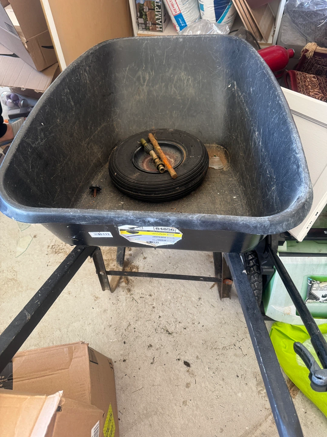 Union Tools Wheelbarrow - photo 4