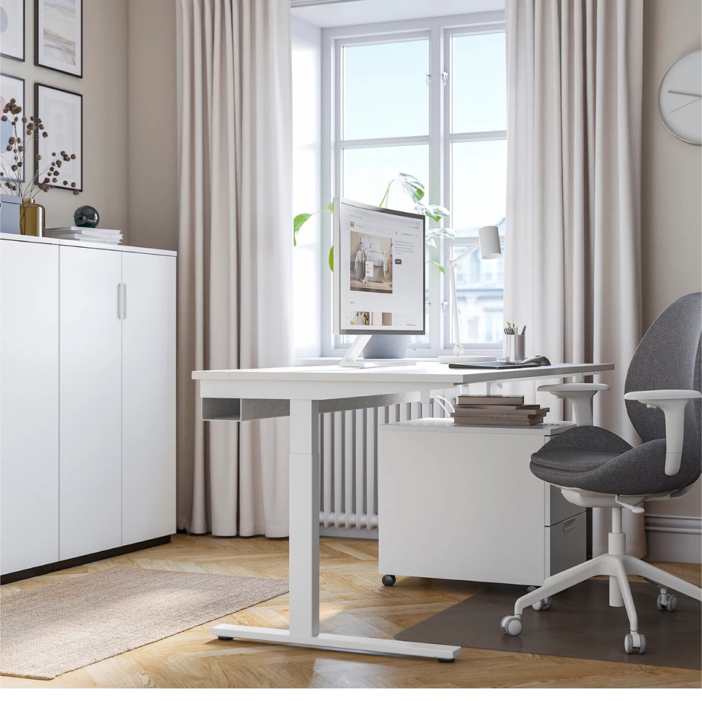 Final sale~3/16 IKEA MITTZON Desk (Largest)11month used - photo 2