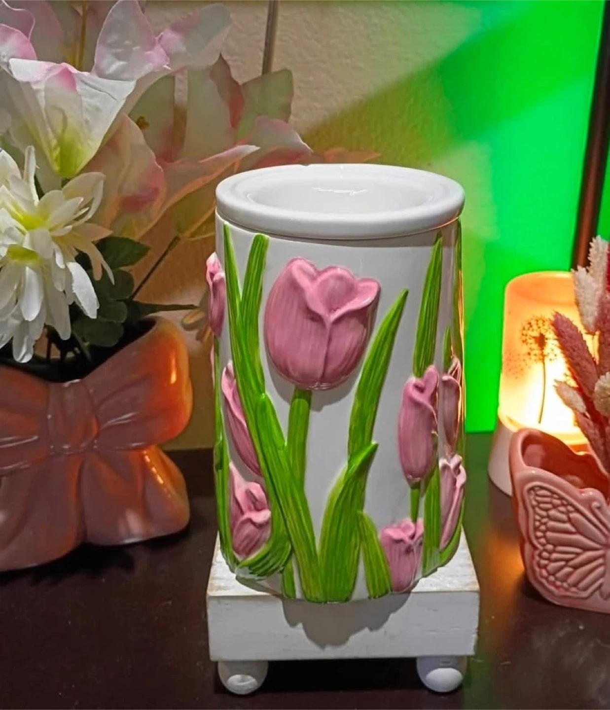 Scentsy Tulip Meadow Warmer
