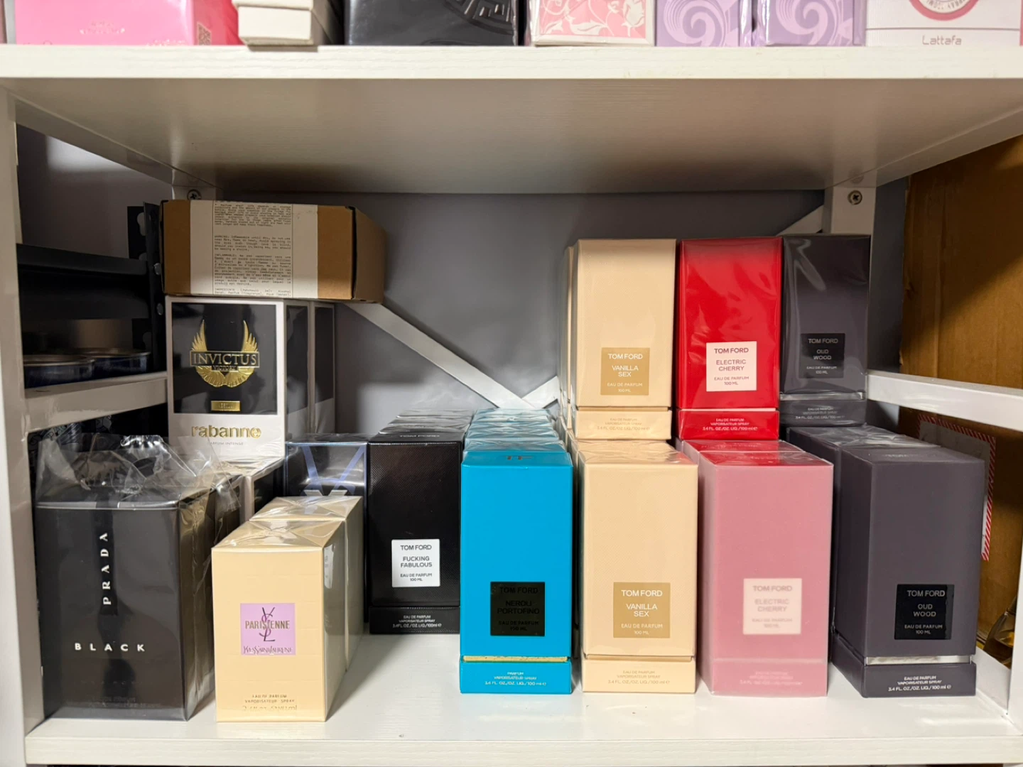 Perfumes - photo 3