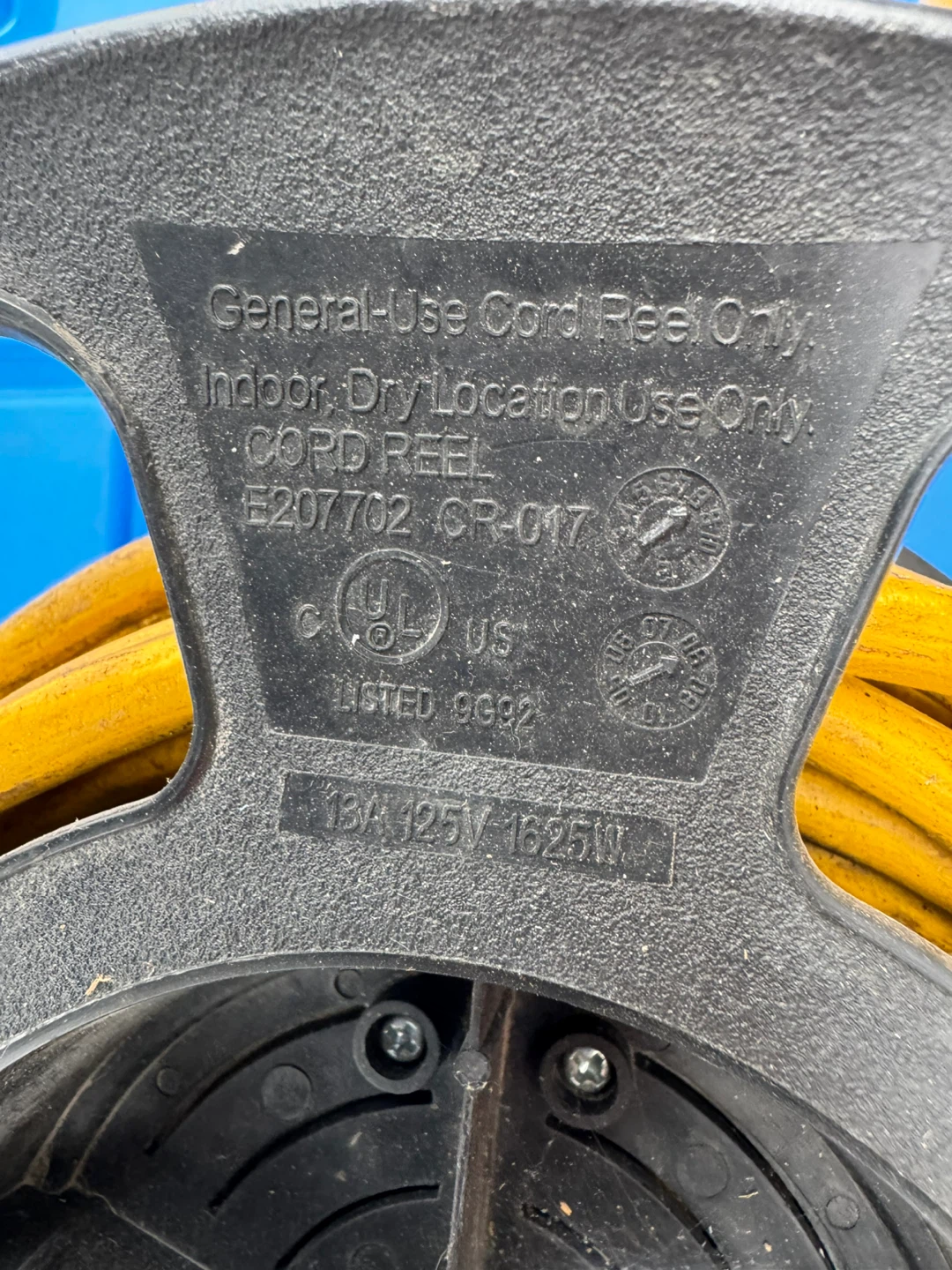 Yellow Extension Cord Reel - photo 4