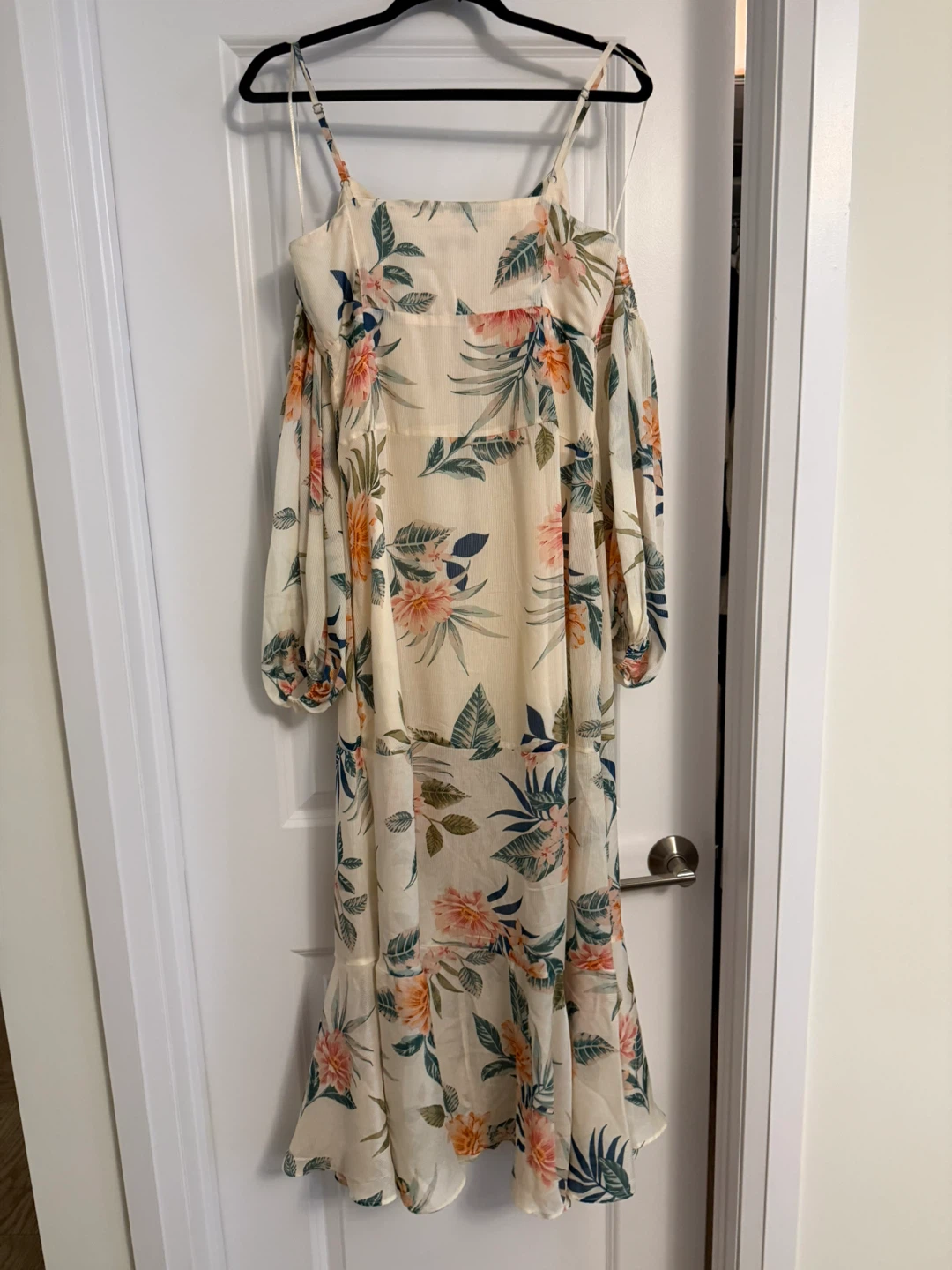 Guess Floral Cold Shoulder Maxi Dress - photo 5
