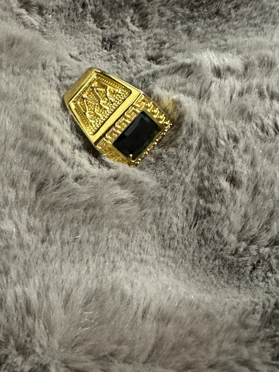 Gold-toned ring with black square stone - photo 2
