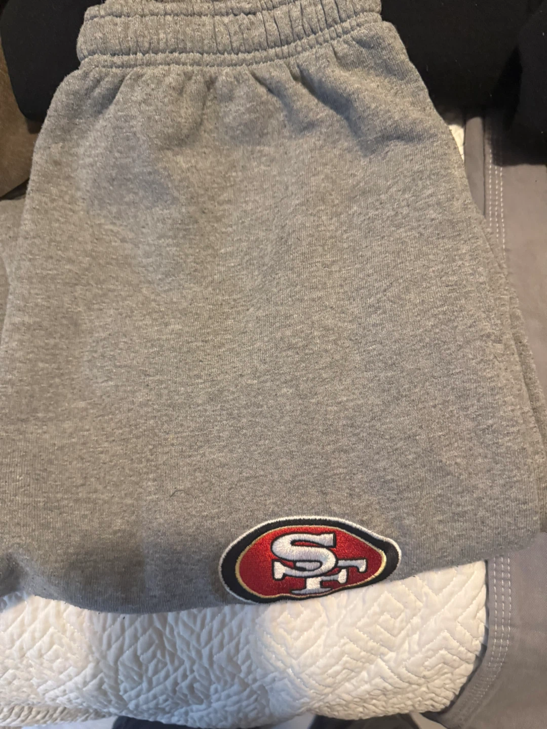 Sweat pants bundle - photo 2