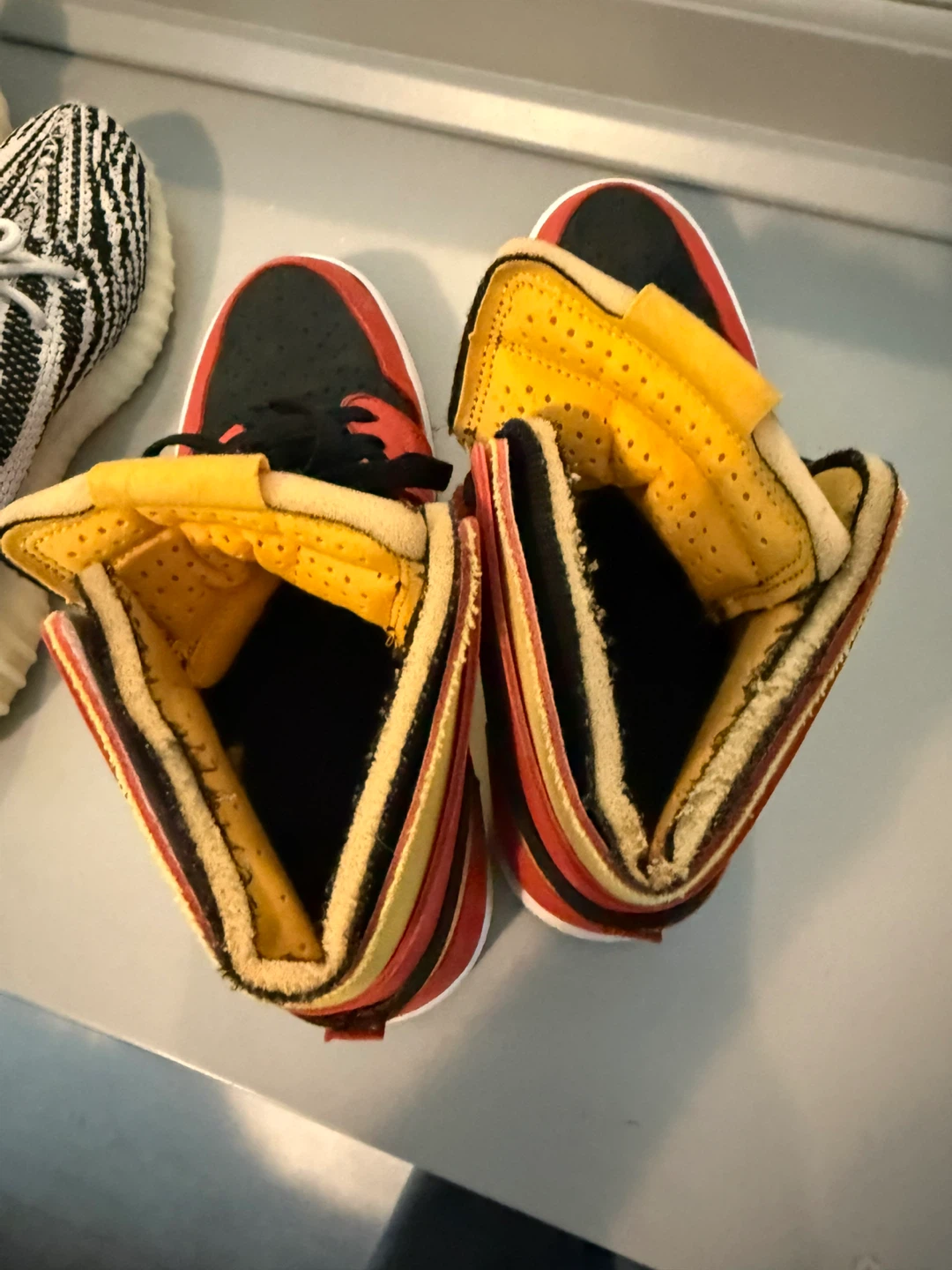 Air Jordan 1 High Zoom CMFT Shoes Red Black Yellow - photo 4
