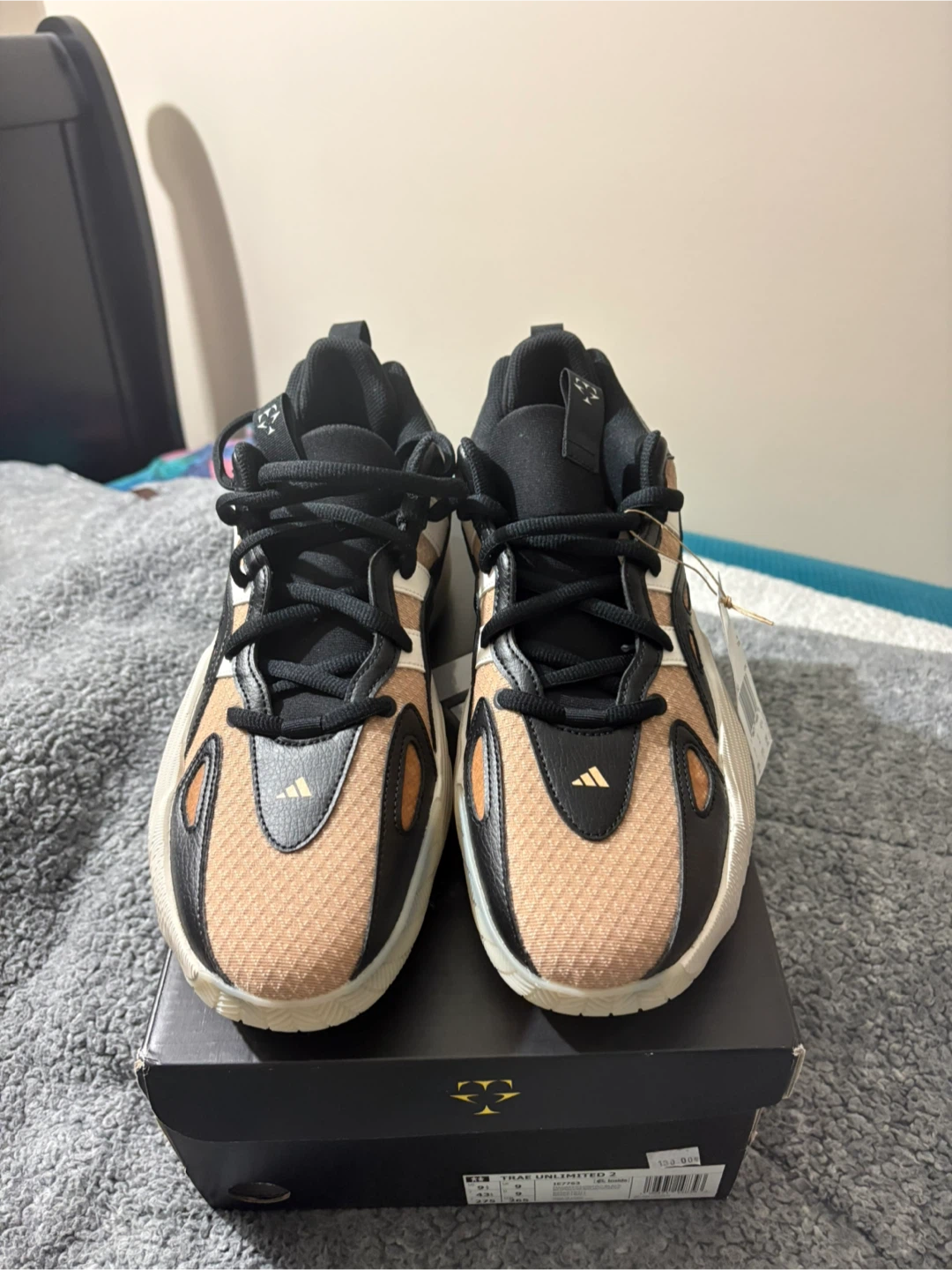 Size: 9.5 Men “Adidas Trae Unlimited 2” - photo 3