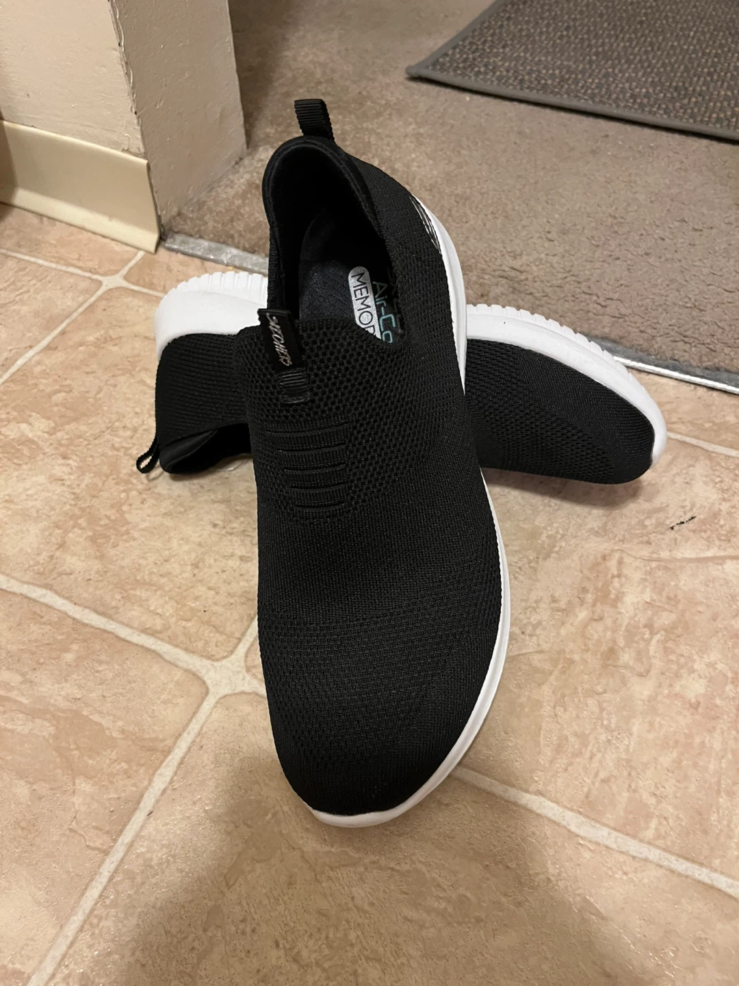 EUC - Skechers Air-Cooled Memory Foam Black Slip-On Sneakers - photo 4