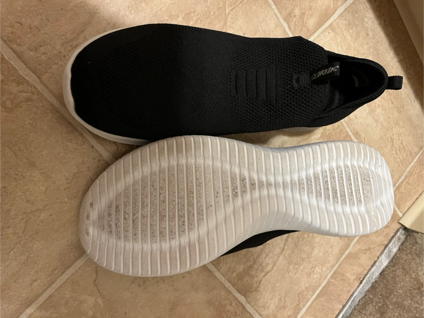 EUC - Skechers Air-Cooled Memory Foam Black Slip-On Sneakers - photo 5
