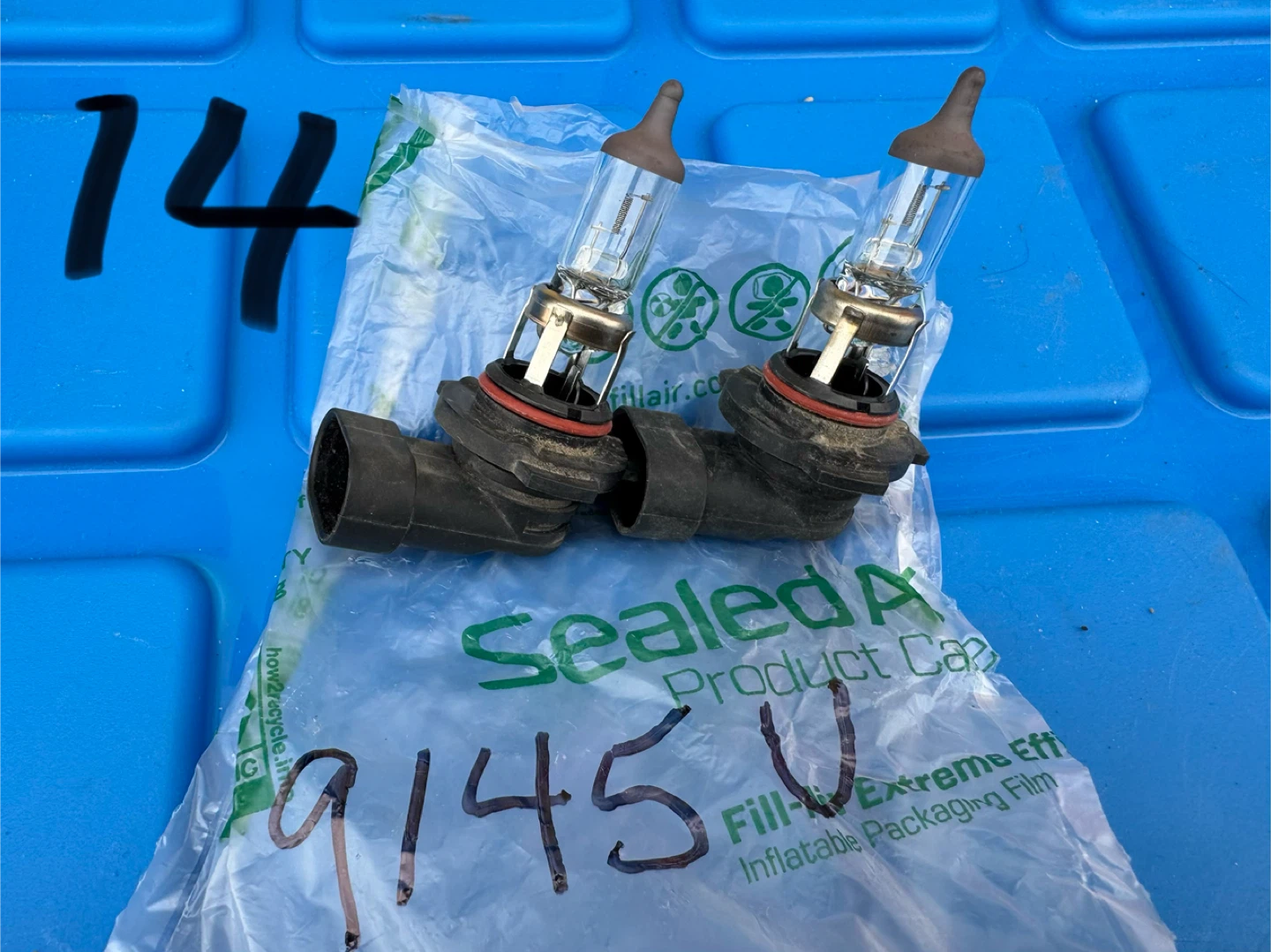 Automotive Headlight Bulbs - photo 4