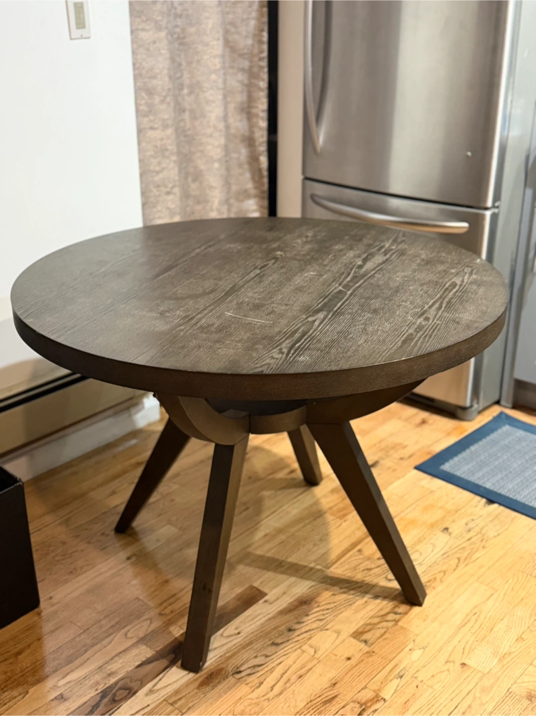 Round Wood Dining Table 42”inch diameter