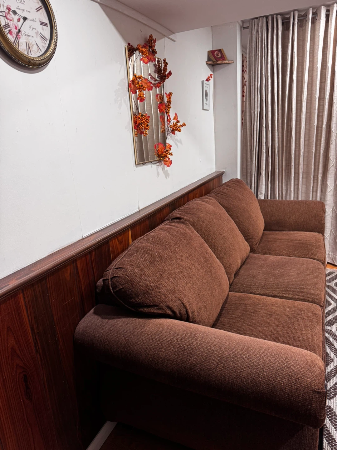 Free sofa- Solid Wood 3-Seater-pickup only - photo 2