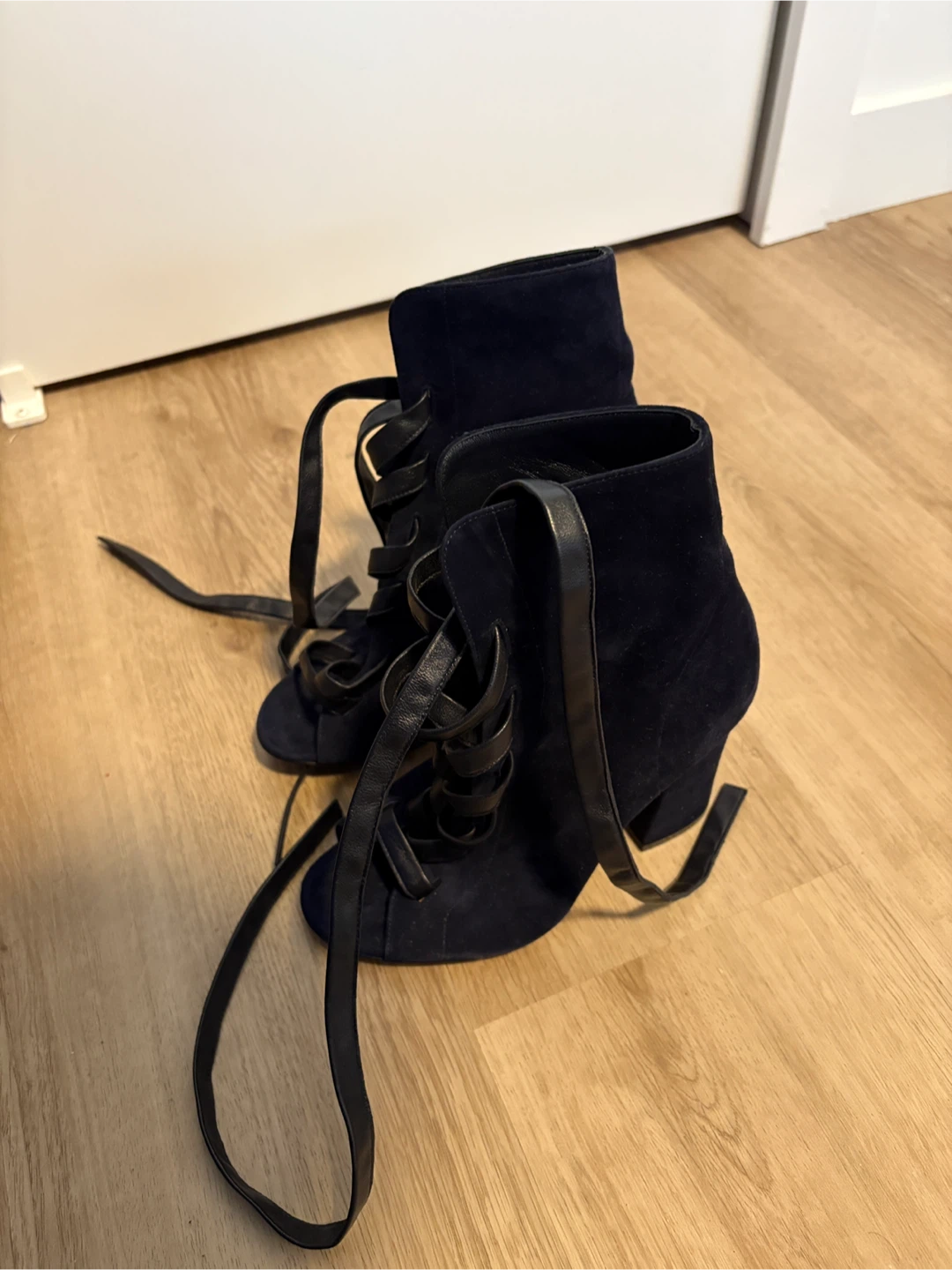 Gianvito Rossi Navy Suede Lace-Up Heeled Booties Size 35.5 - photo 2
