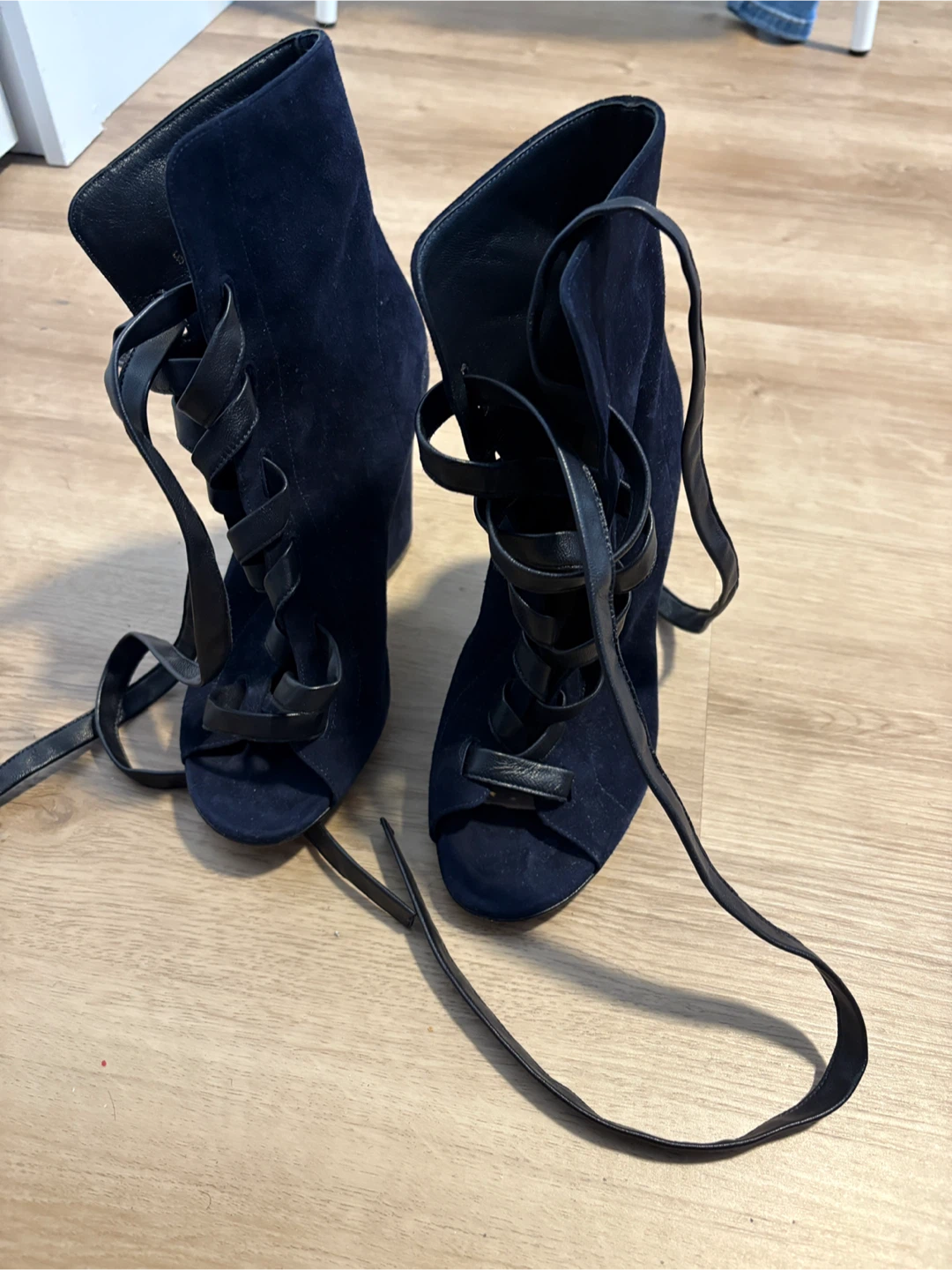 Gianvito Rossi Navy Suede Lace-Up Heeled Booties Size 35.5