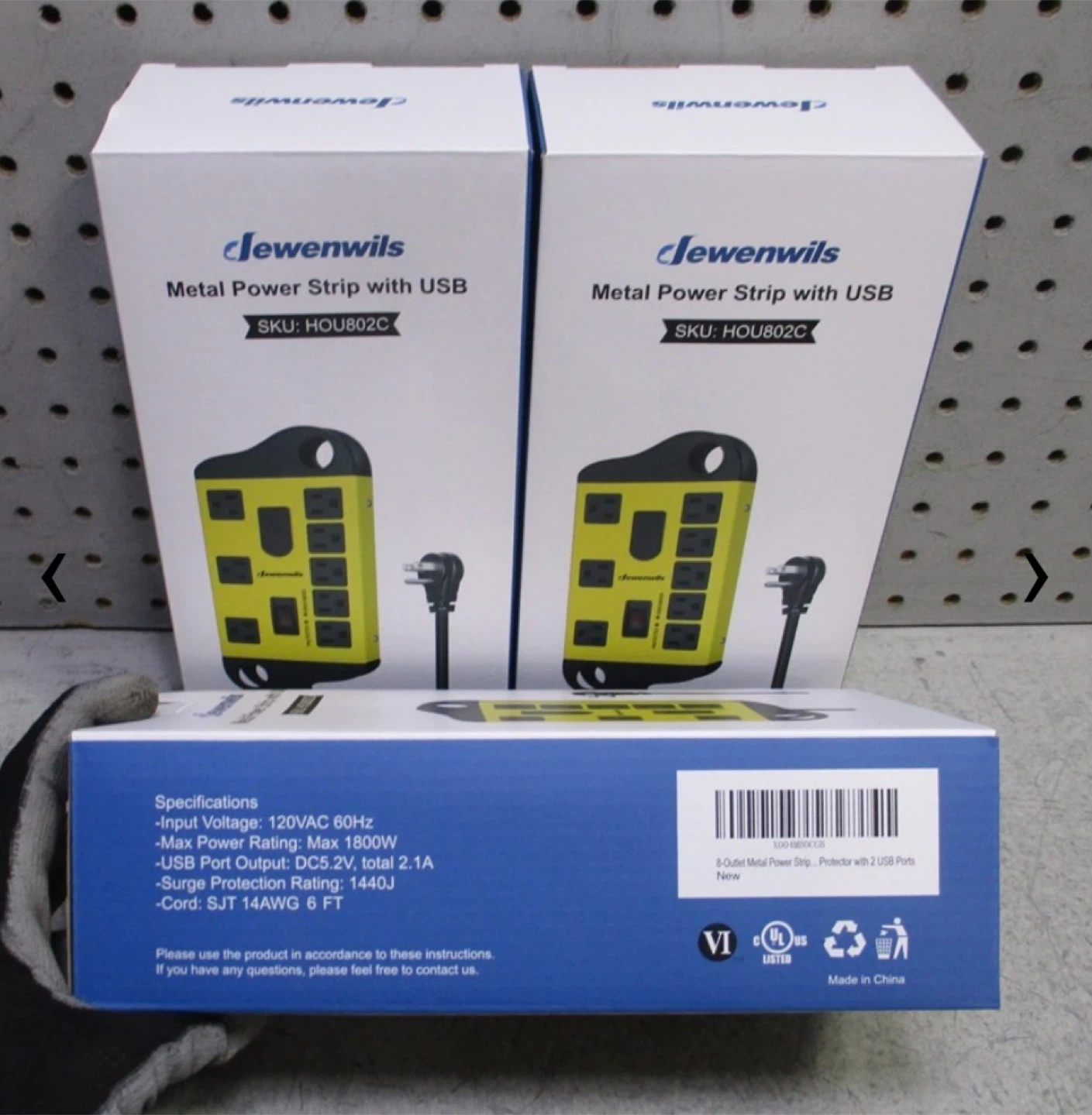 Dewenwils 8 Outlet Metal Power Strip with USB 6ft Cord - photo 2