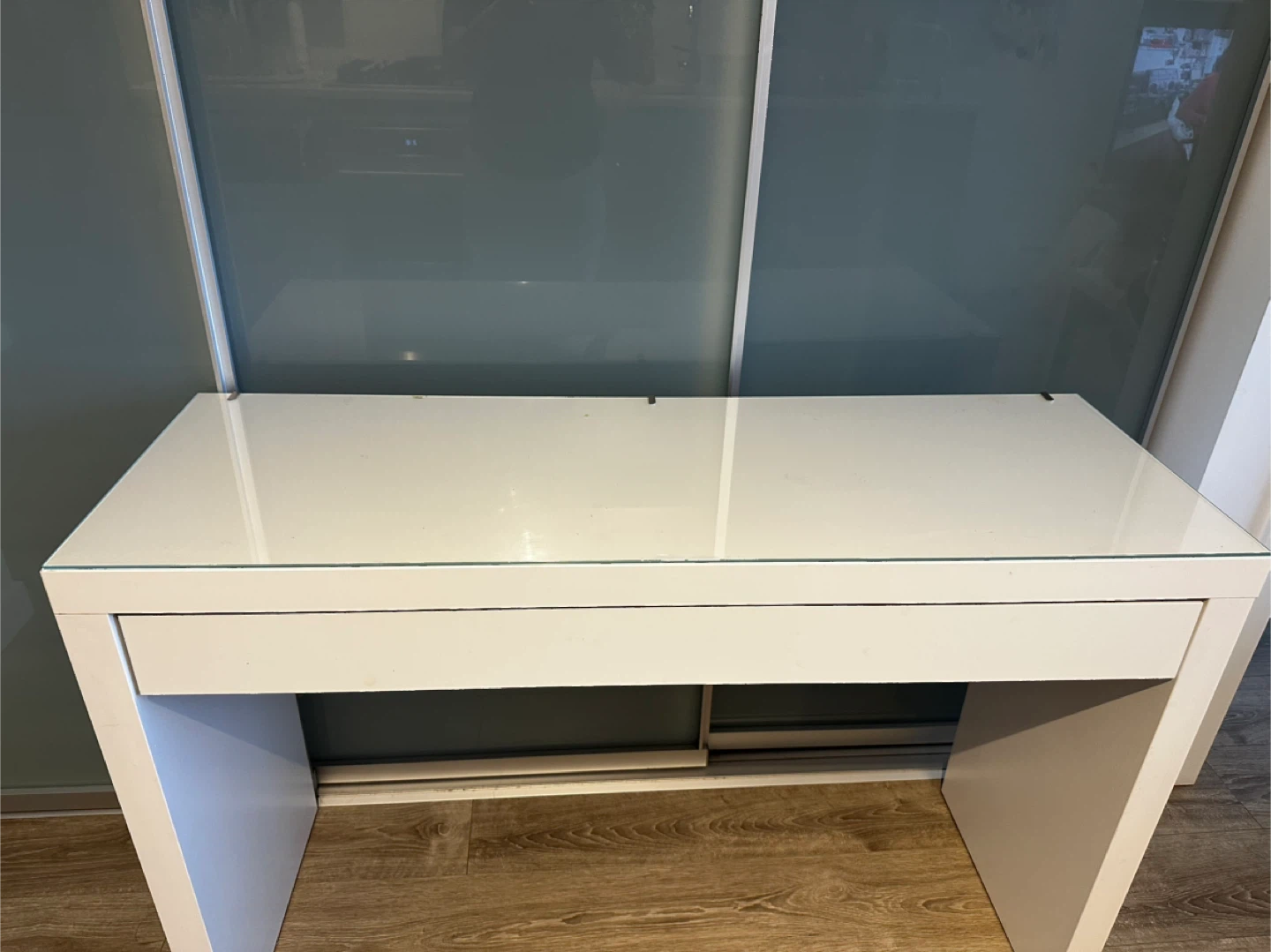 White Desk with Drawer - photo 2