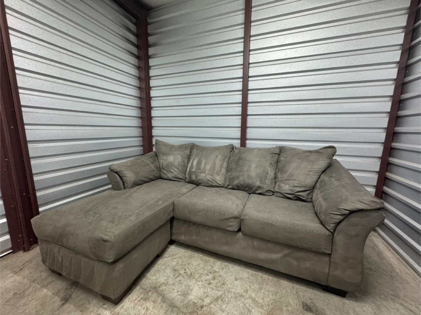 Light grey sectional - photo 3