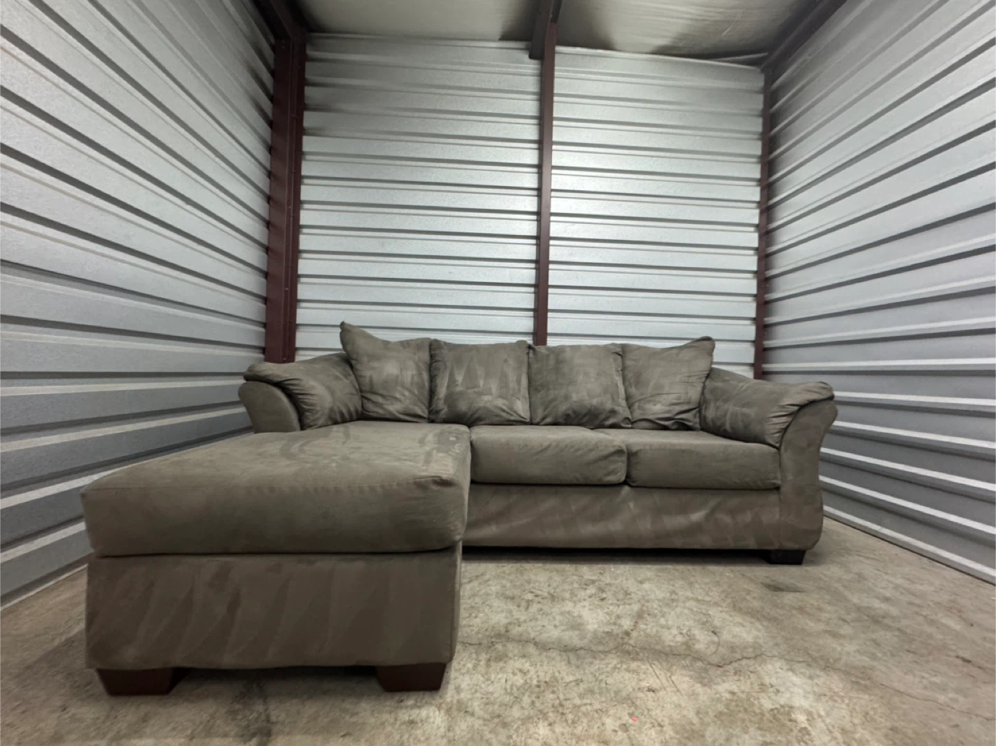Light grey sectional - photo 4