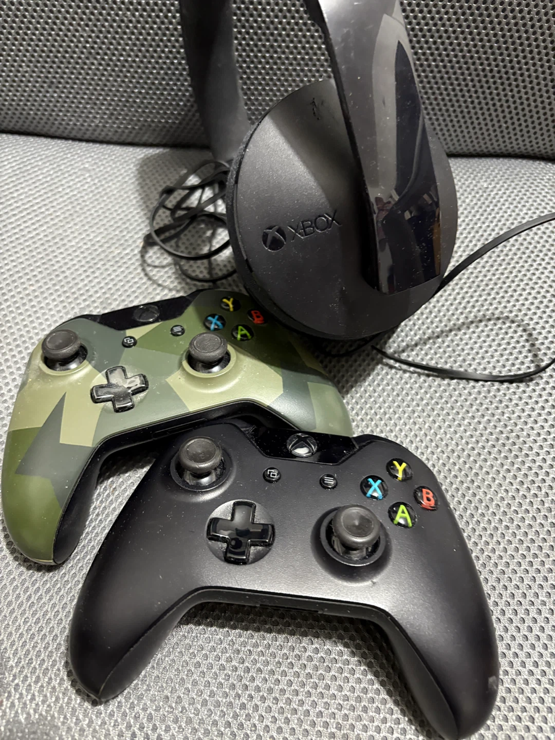 2 Set of Xbox Controllers and Headset