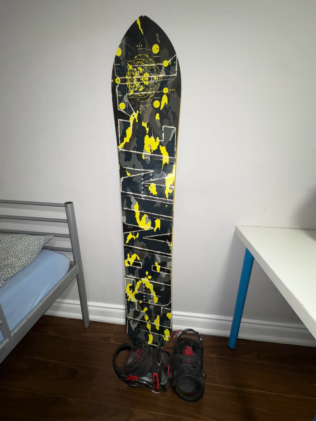 Technine Snowboard with Bindings - photo 5