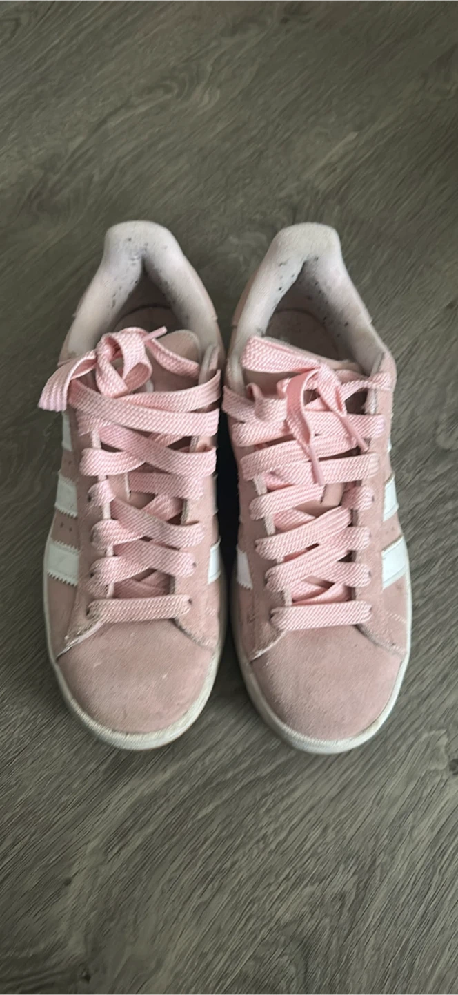 Adidas Campus Pink Sneakers – Women’s Size 7 - photo 2