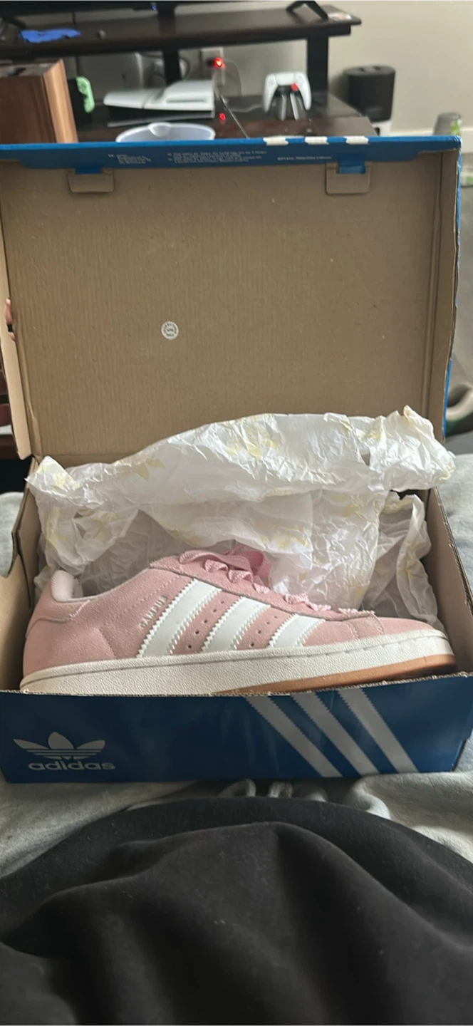 Adidas Campus Pink Sneakers – Women’s Size 7