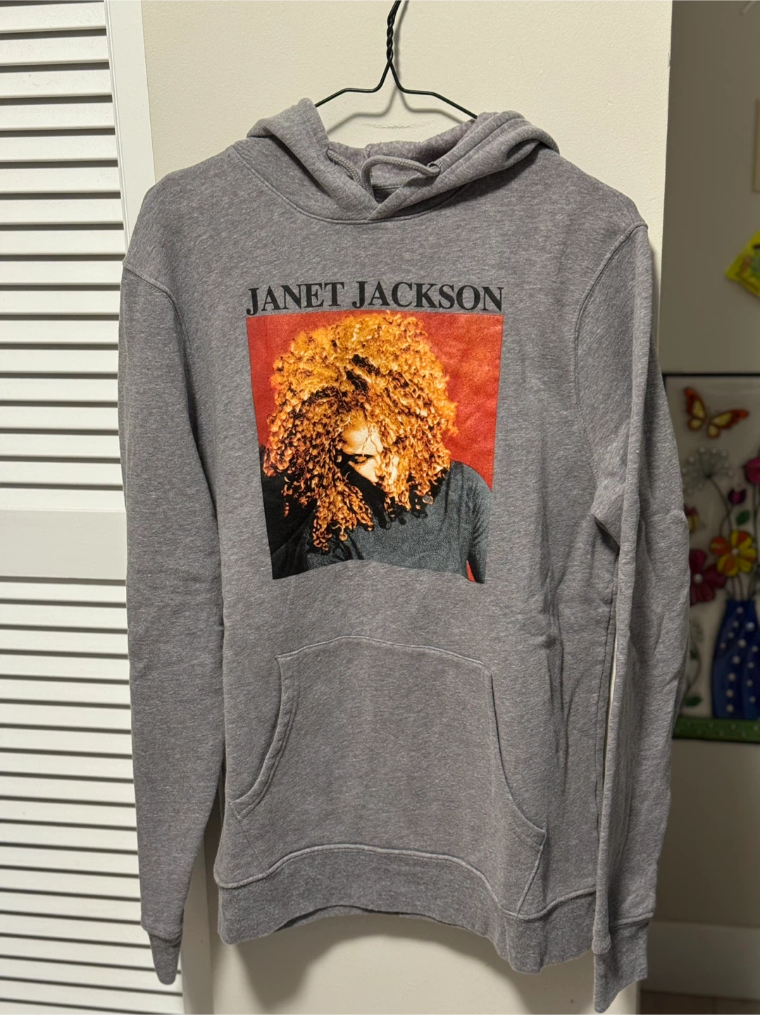 Janet Jackson Grey Hoodie and Black T-Shirt Size Large - photo 2