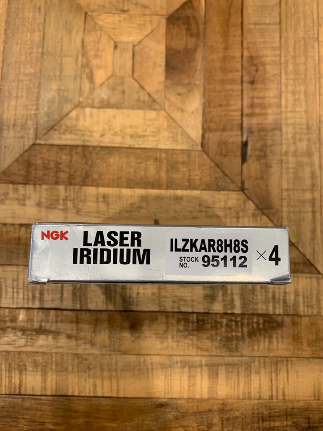 NGK Laser Iridium Spark Plugs ILZKAR8H8S x4 - photo 2