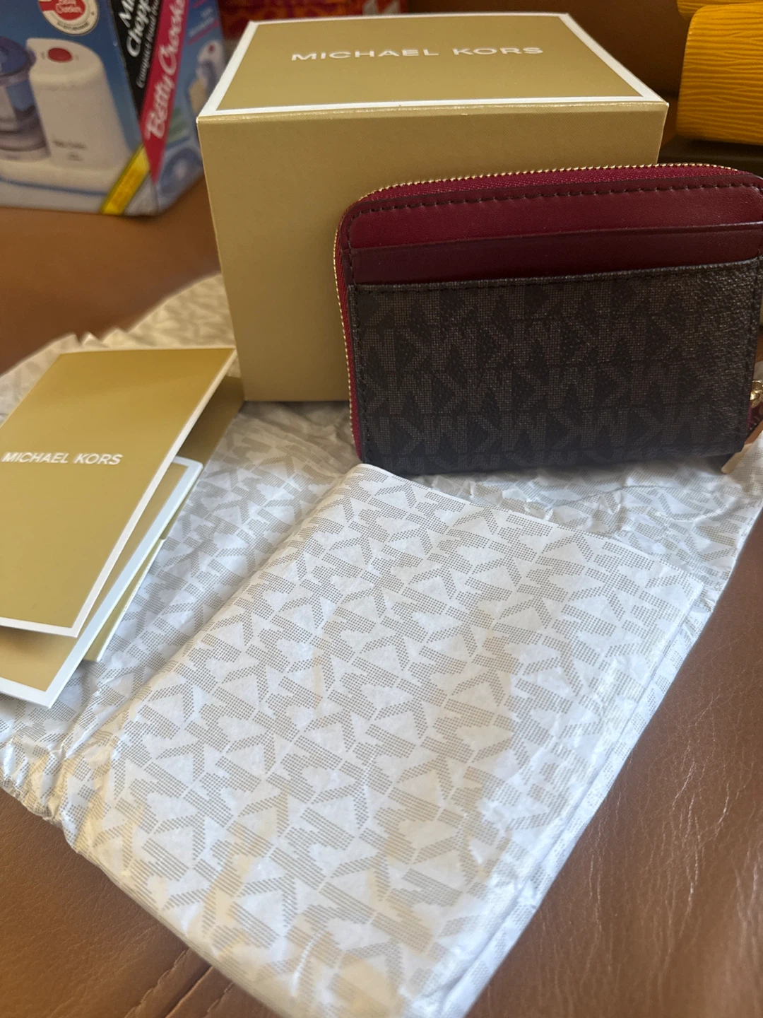 Michael Kors MK Signature Zip Card Holder Wallet - photo 3