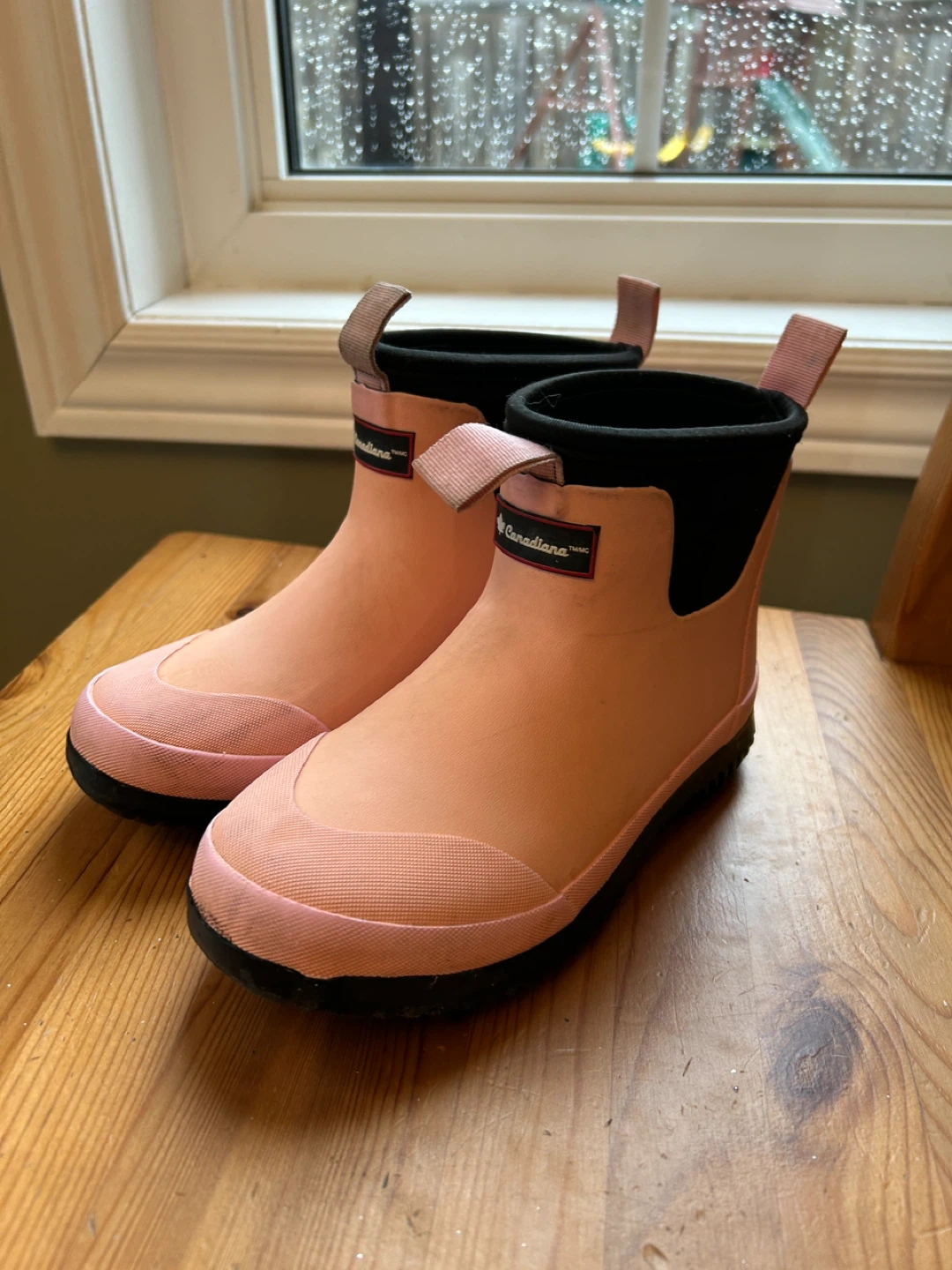 Canadiana Pink Rubber Rain Boots, youth size 1 - photo 5