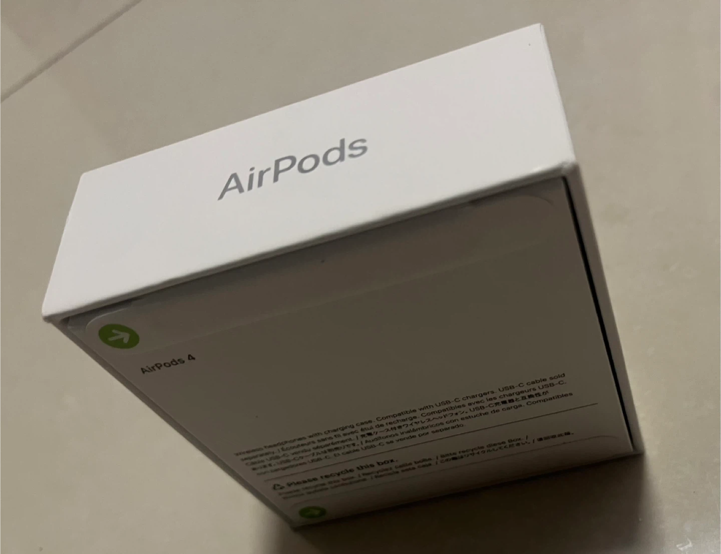 Apple AirPods 4 - photo 3