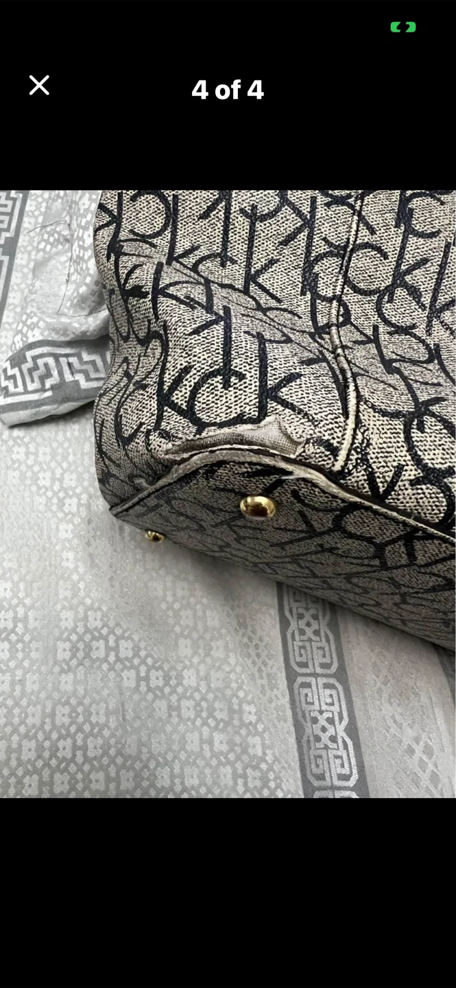 Calvin Klein Monogram Tote Bag - photo 4
