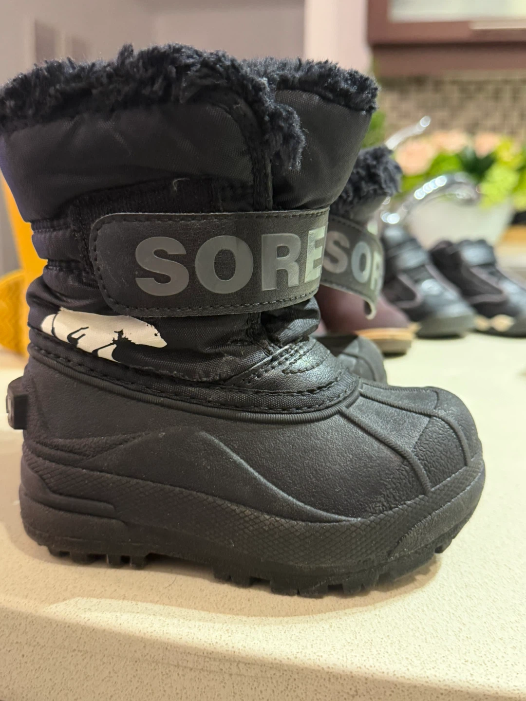 Sorel Black Winter Boots toddler 6