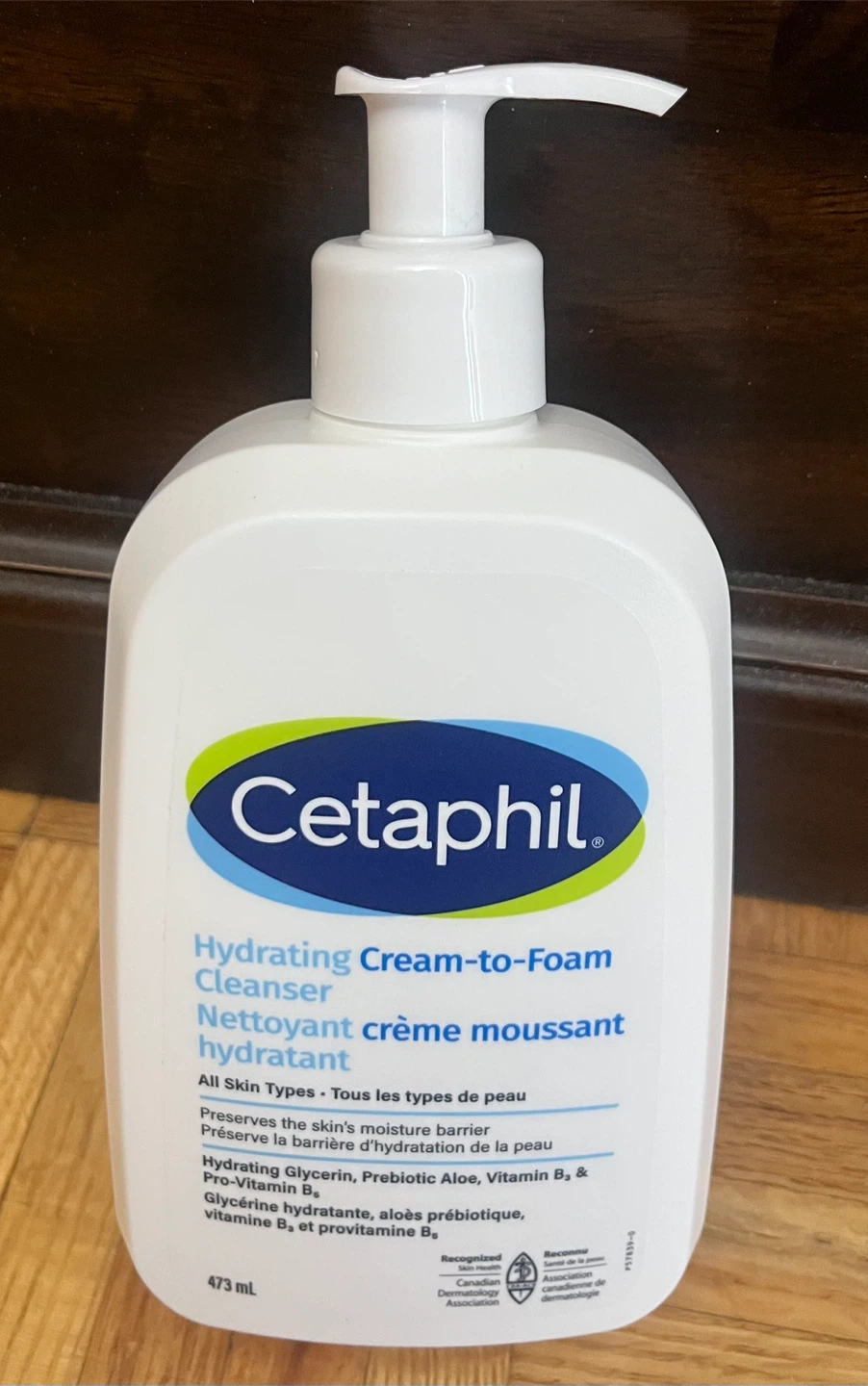 Cetaphil Hydrating Cream-to-Foam Cleanser 473 mL
