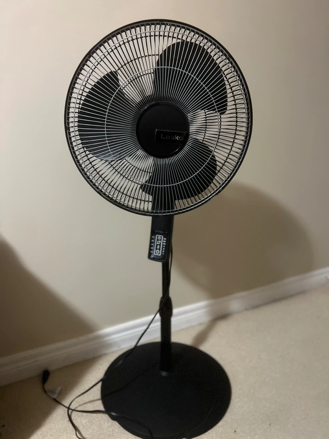 Lasko Pedestal Fan with remote control