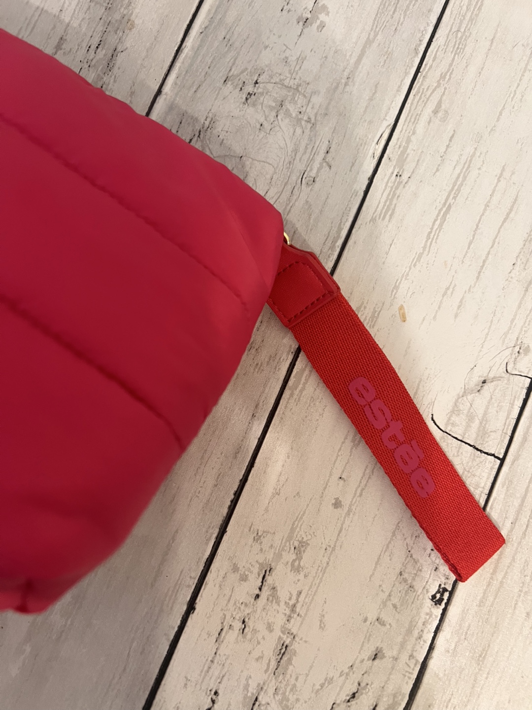 Estée Lauder Pink Puffer Cosmetic Bag - photo 2