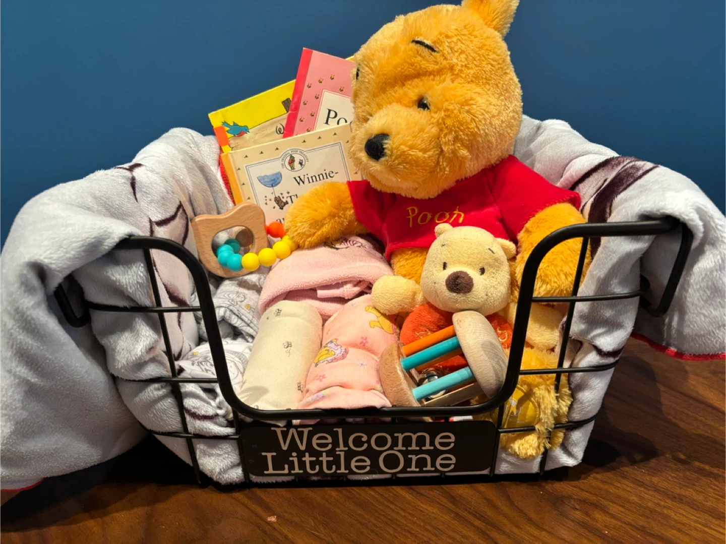 Winnie the Pooh Baby Gift Basket with Plush, Books, and Blanket - photo 3