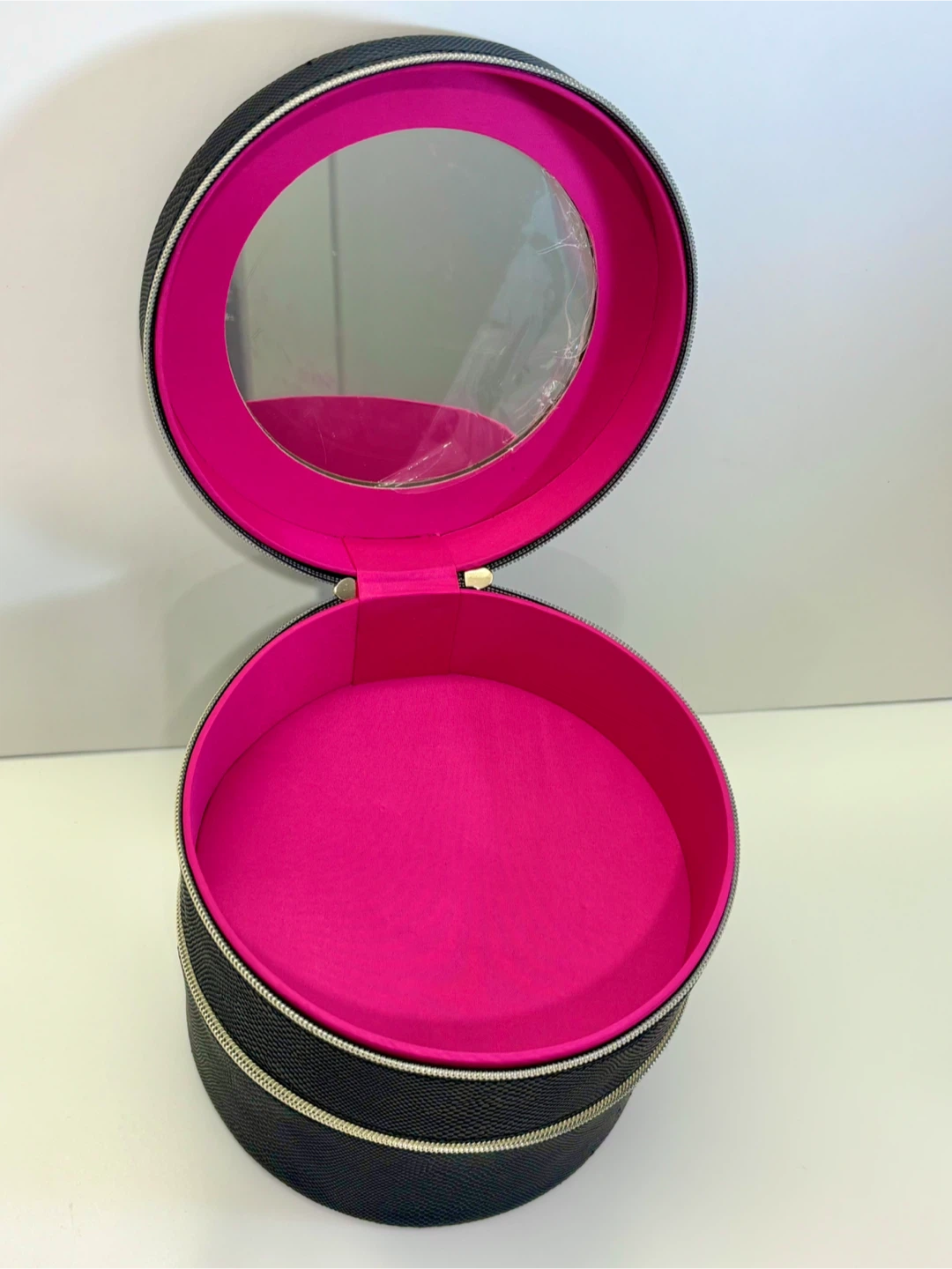 Jewelry box or make up case by Lancome - photo 2