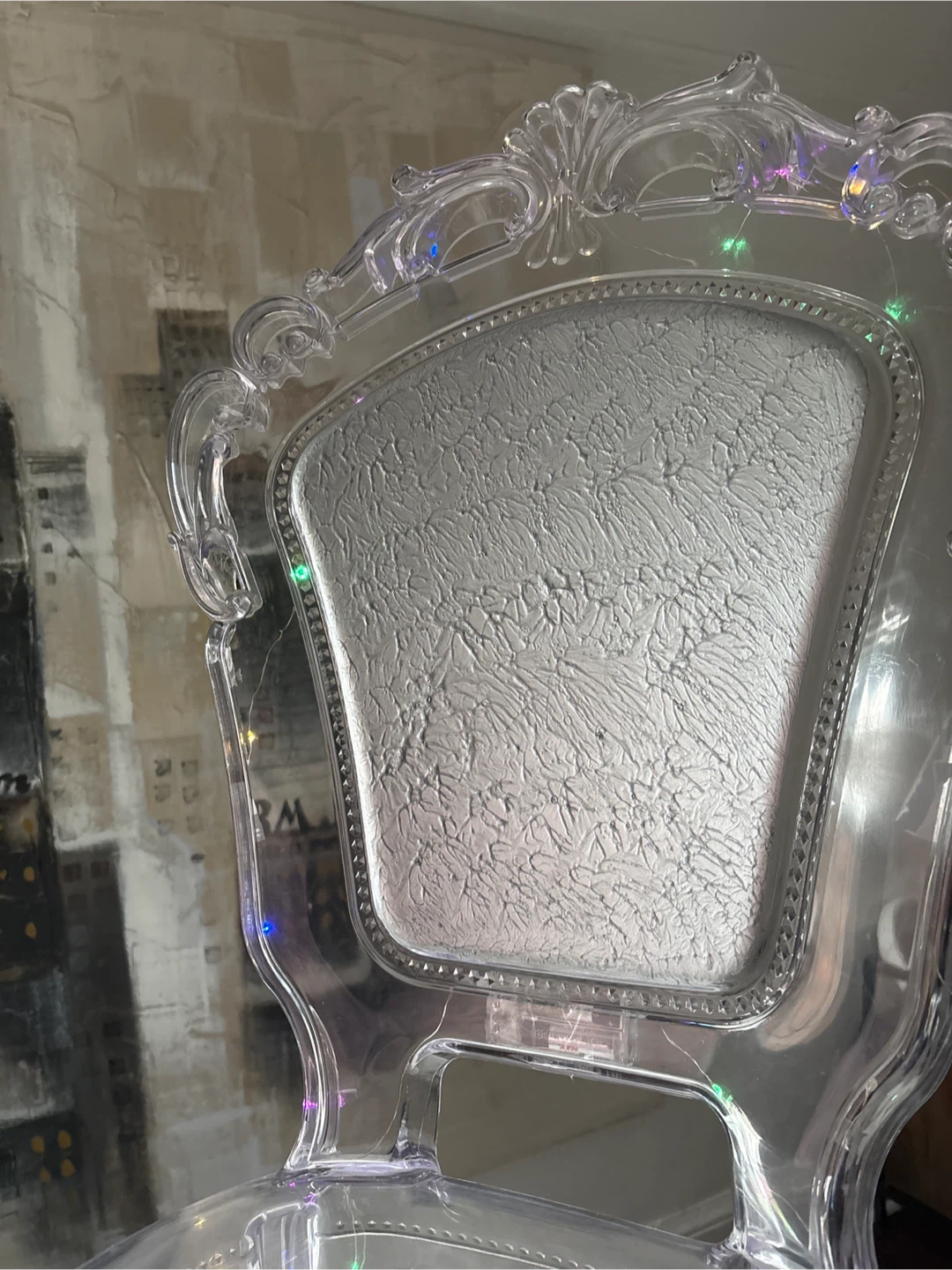 Stunning Baci Milano Clear Throne Chair with Colourful Lights - photo 5