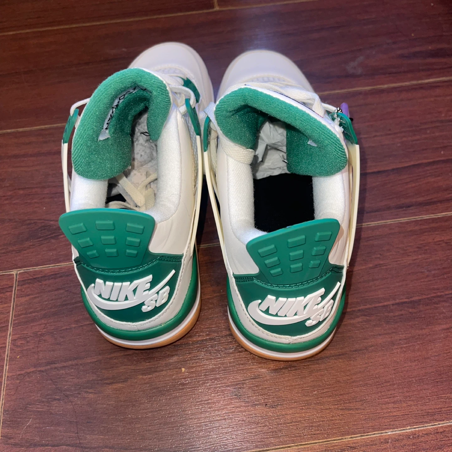 Nike Air Jordan 4 Retro 'Pine Green' Men's Shoes