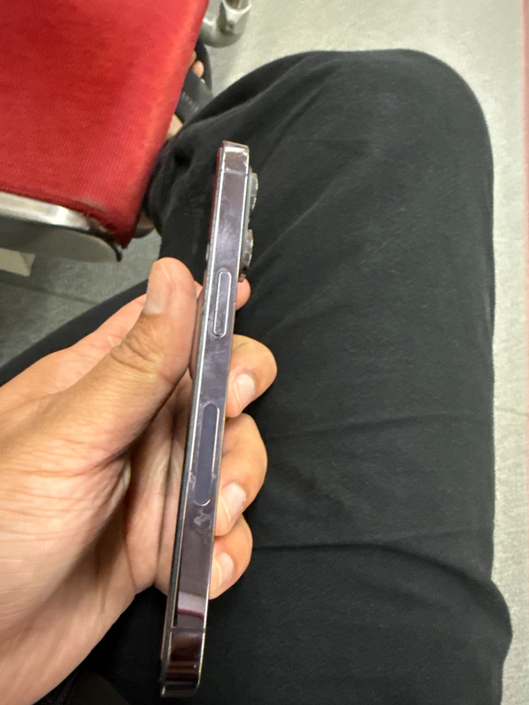 Apple iPhone 14 Pro - photo 2