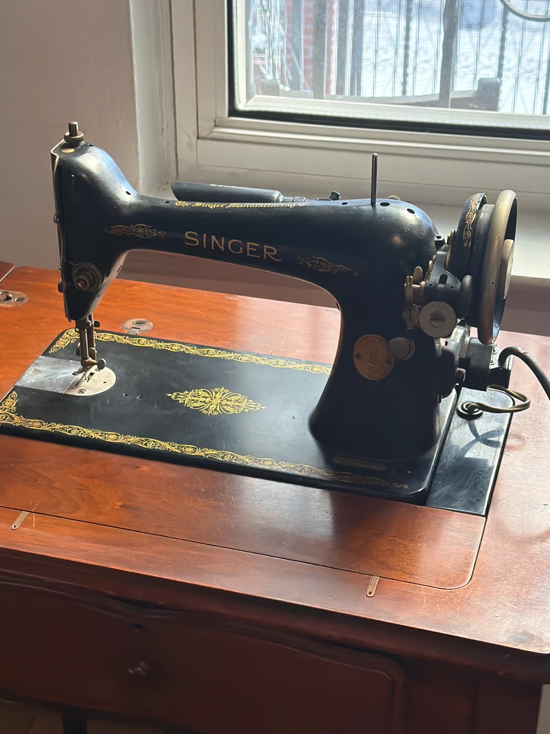 Vintage Singer Sewing Machine