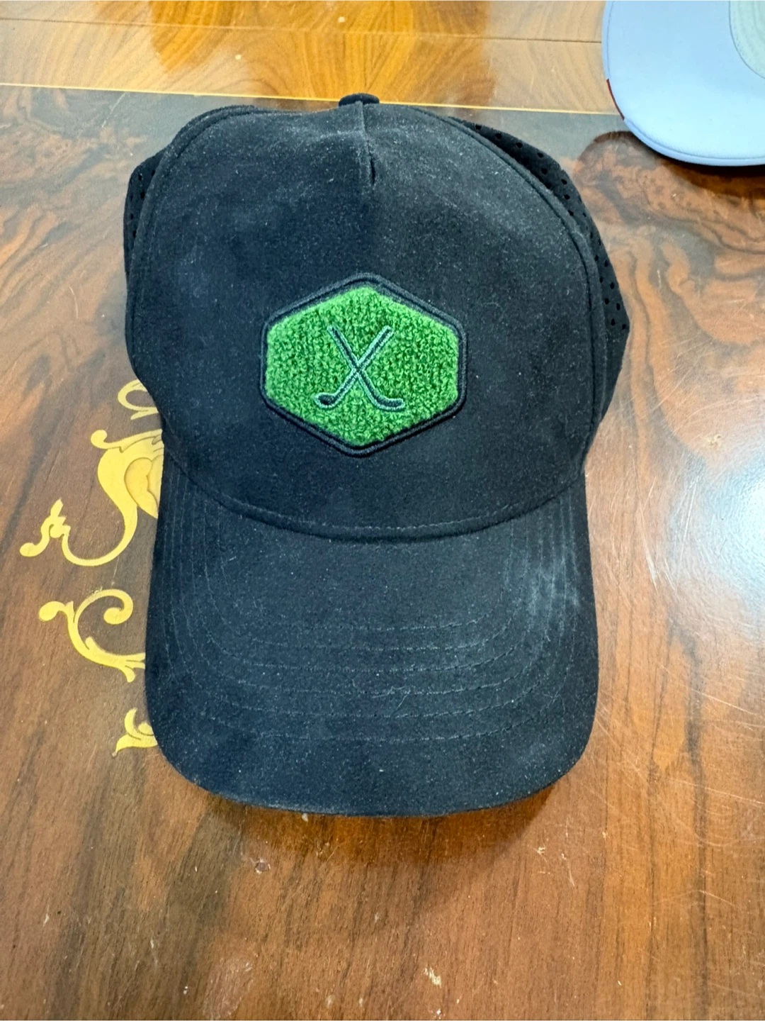 Gongshow Tee One Up Black Cap
