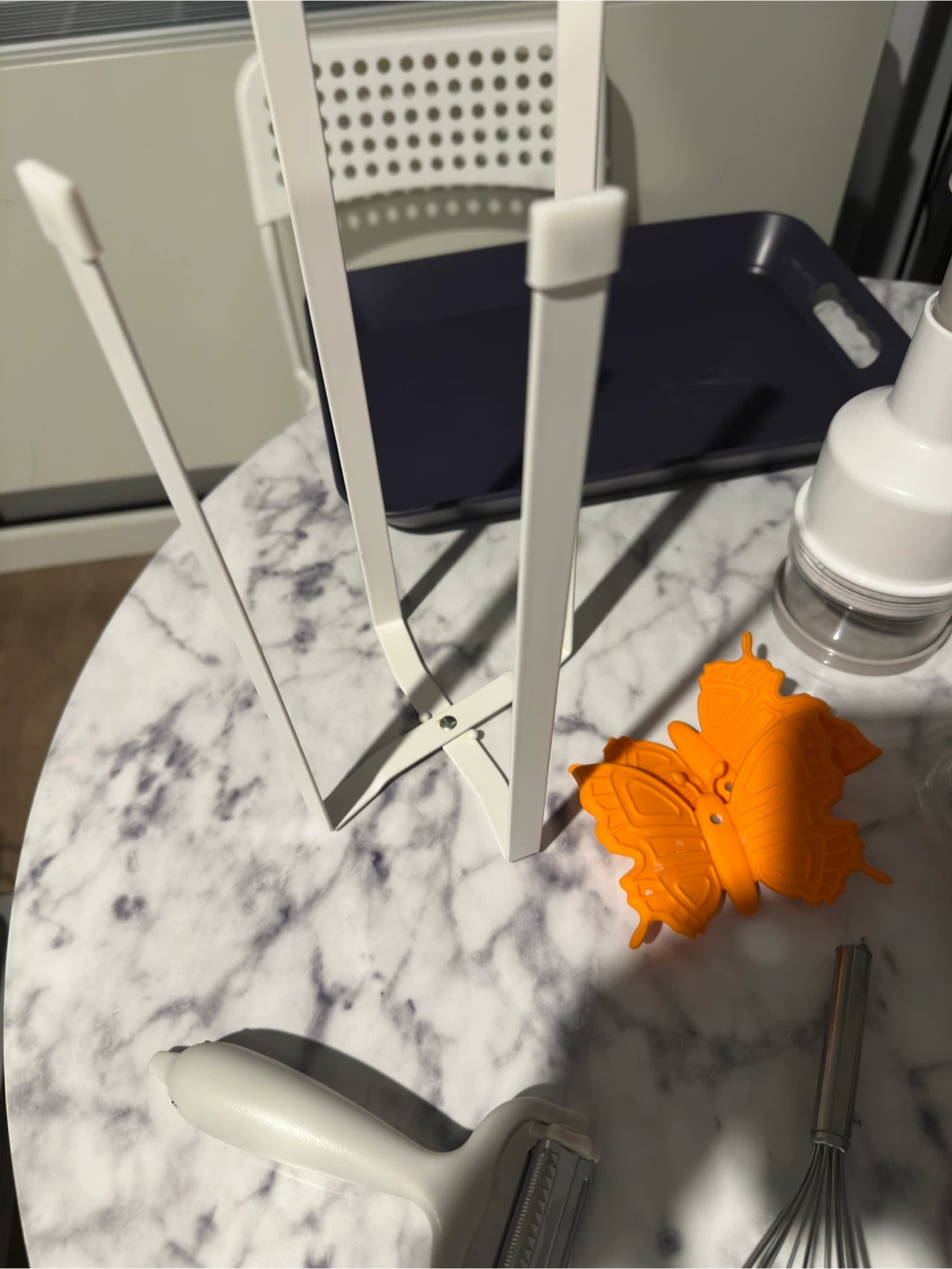 Moving Sale: Kitchen Items & Misc. (Must go ASAP!) - photo 5