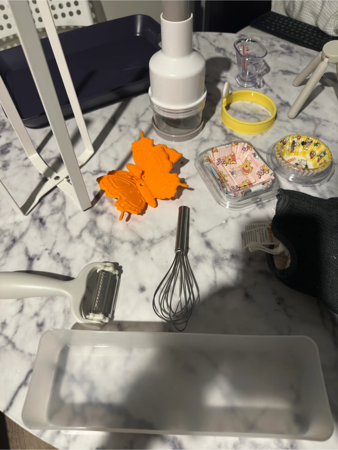 Moving Sale: Kitchen Items & Misc. (Must go ASAP!) - photo 4