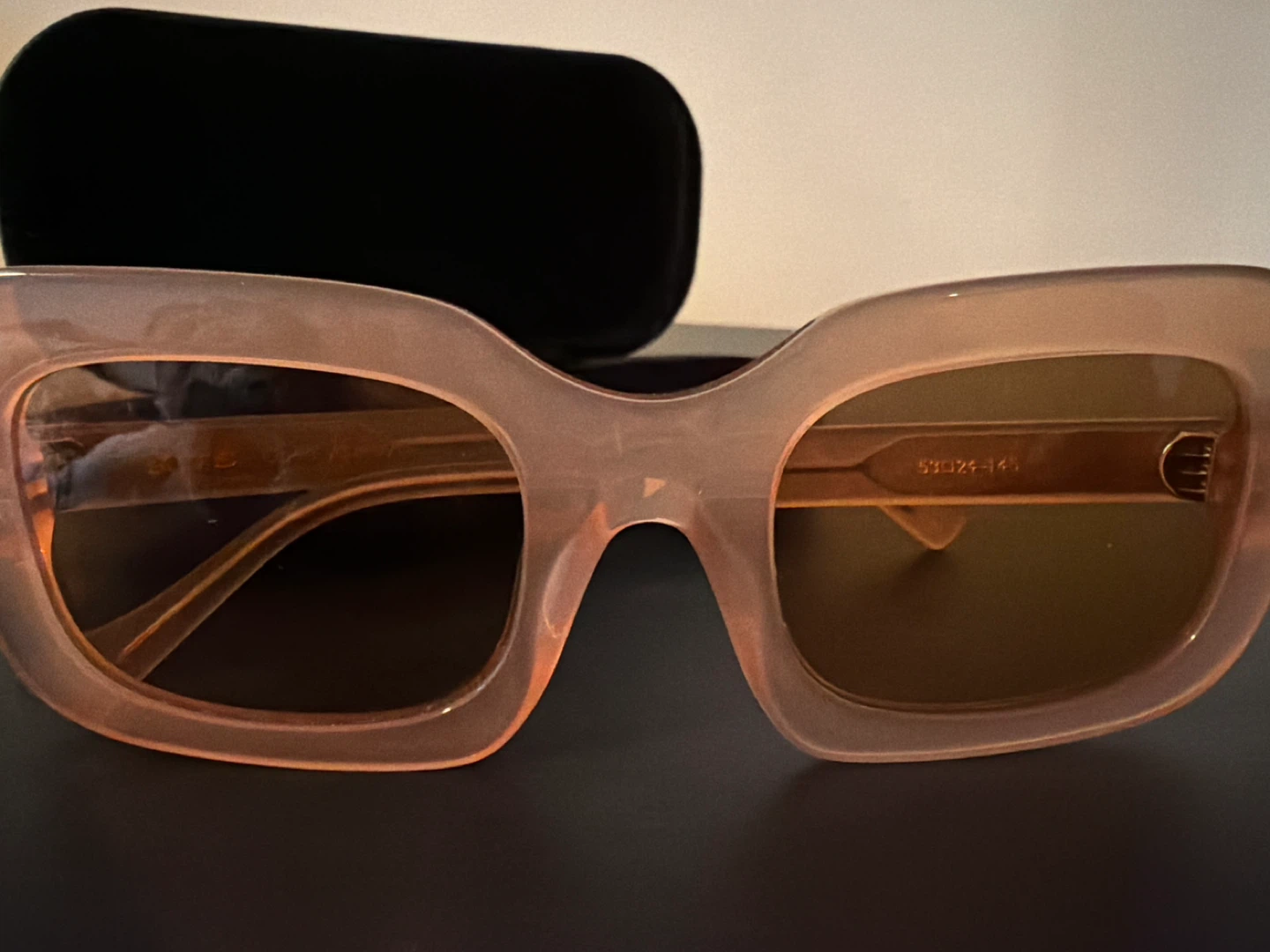 KITS Sunglasses with Case - Peach - photo 3