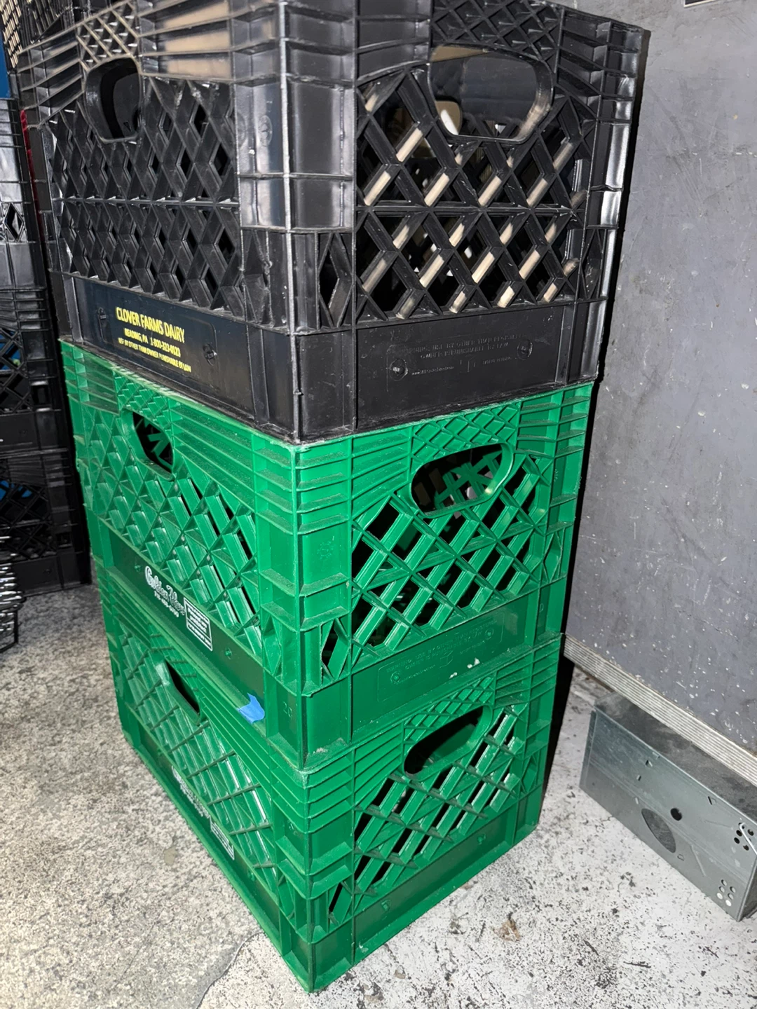 Clover Farms Dairy Milk Crates - photo 2