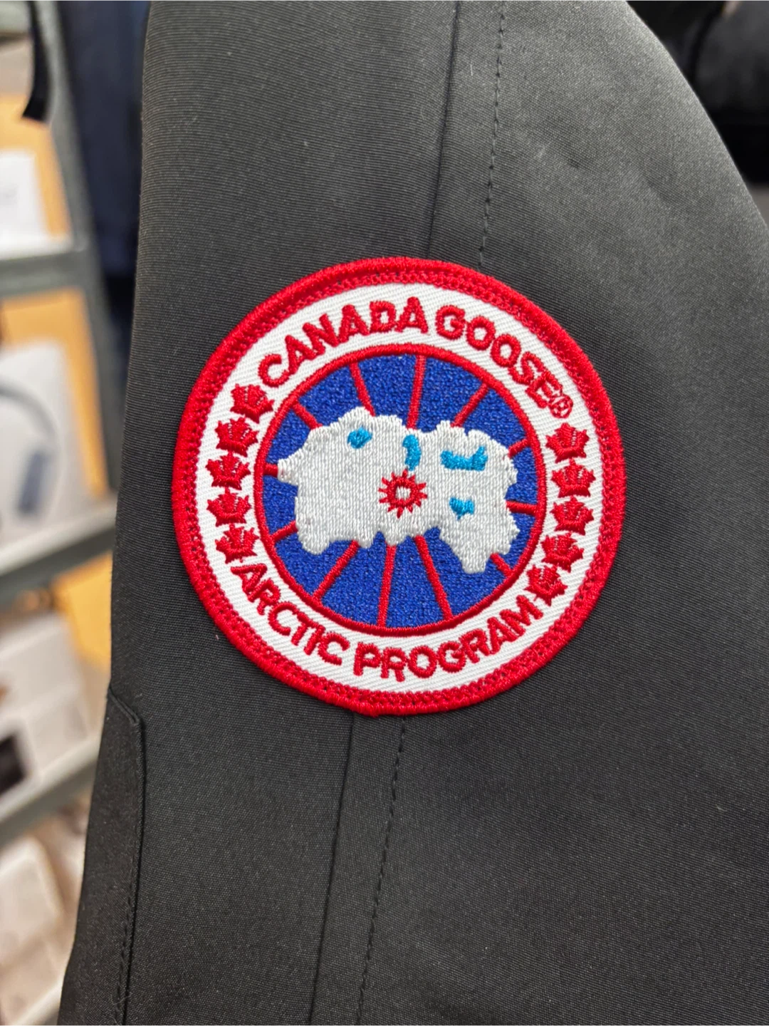 Canada Goose Chilliwack Bomber - Large - photo 2