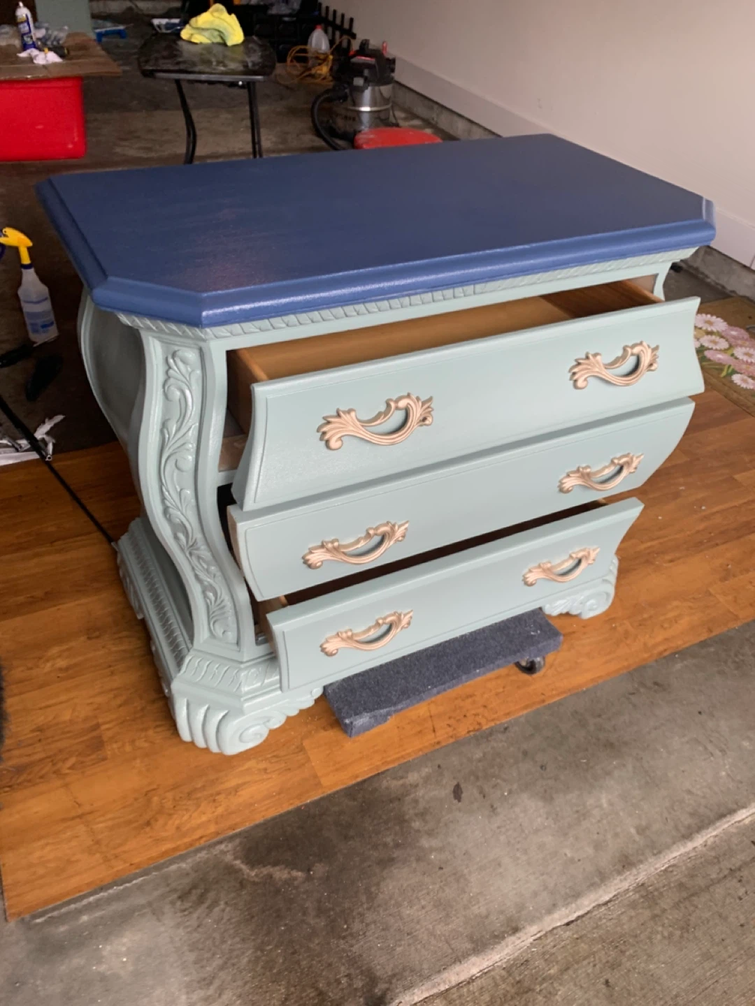 Vintage Style 3-Drawer Dresser