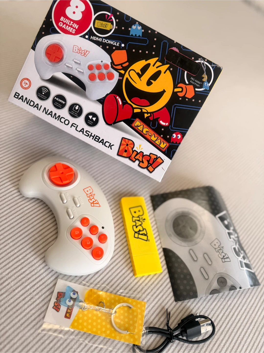Bandai Namco Pac-Man Blast! 8 Built-In Games HDMI Retro Console - photo 2
