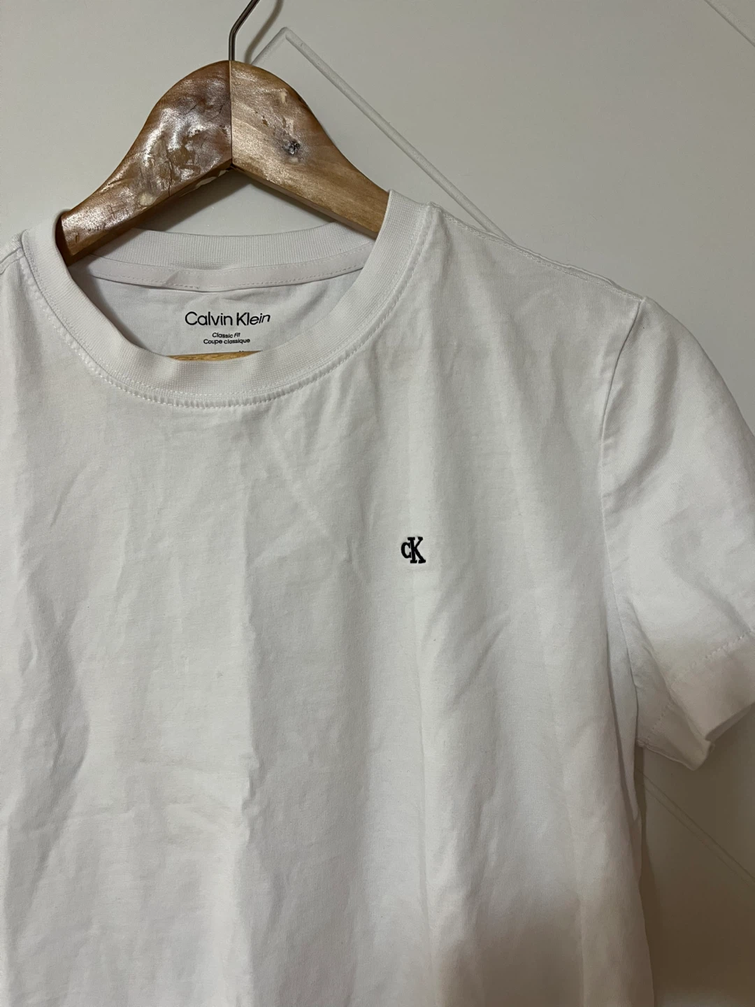 Calvin Klein White Classic Fit T-Shirt Size M